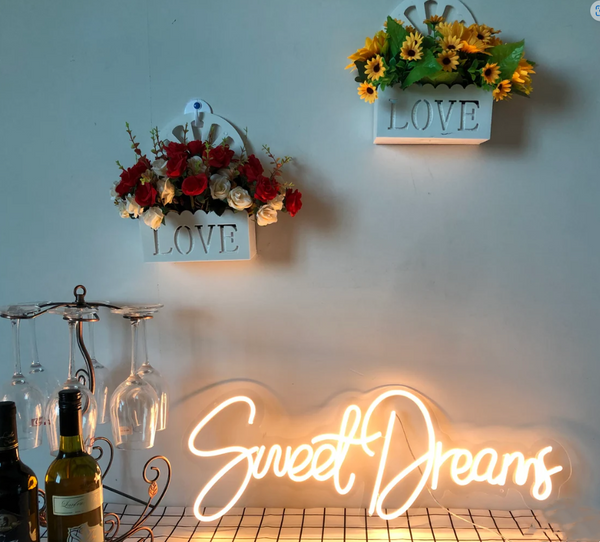 'Sweet Dreams' LED Sign Neon Light Party Wedding Home Decoration