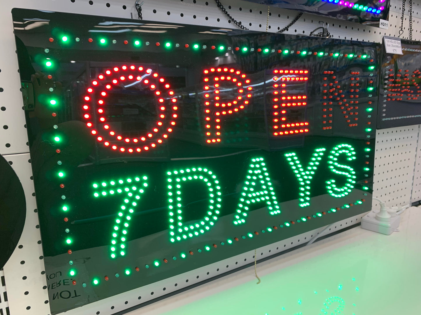 OPEN 7 DAYS High Quality 78x43cm Neon LED Sign